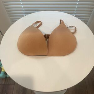 SKIMS NWT wireless form push up bra 32C